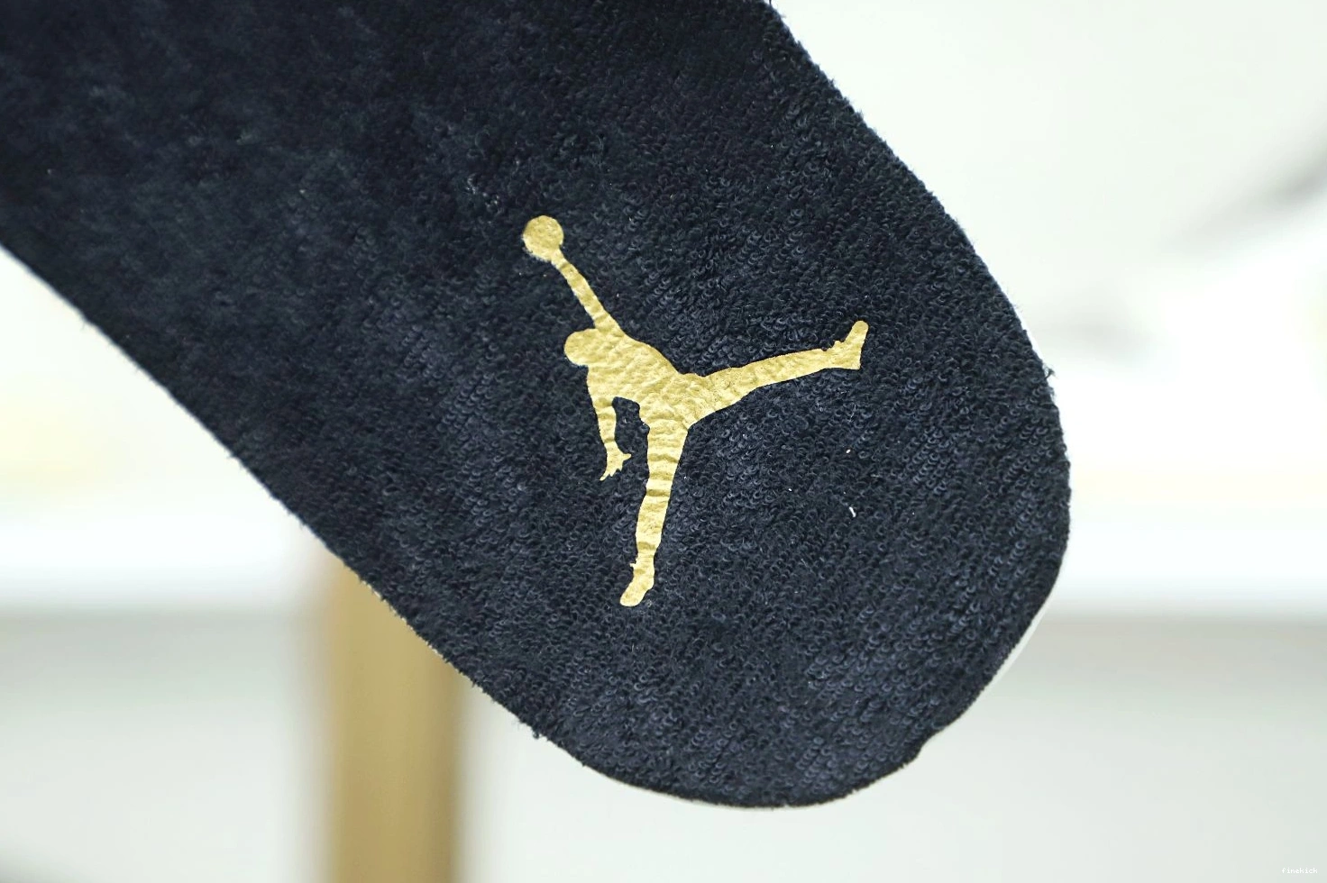 RETRO JORDAN GAMMA BLUE AIR 11 0911
